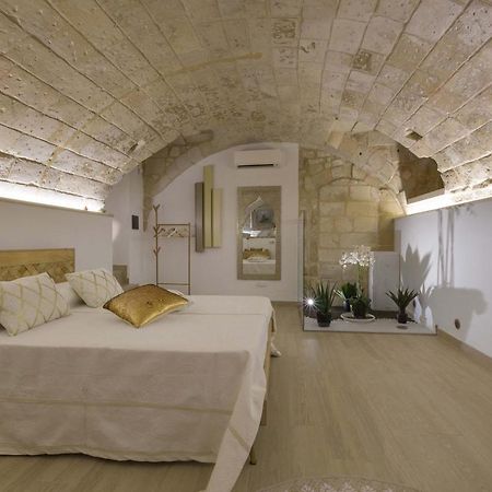 Porta Del Duomo Luxury By Barbarhouse Apartment Lecce Exterior photo