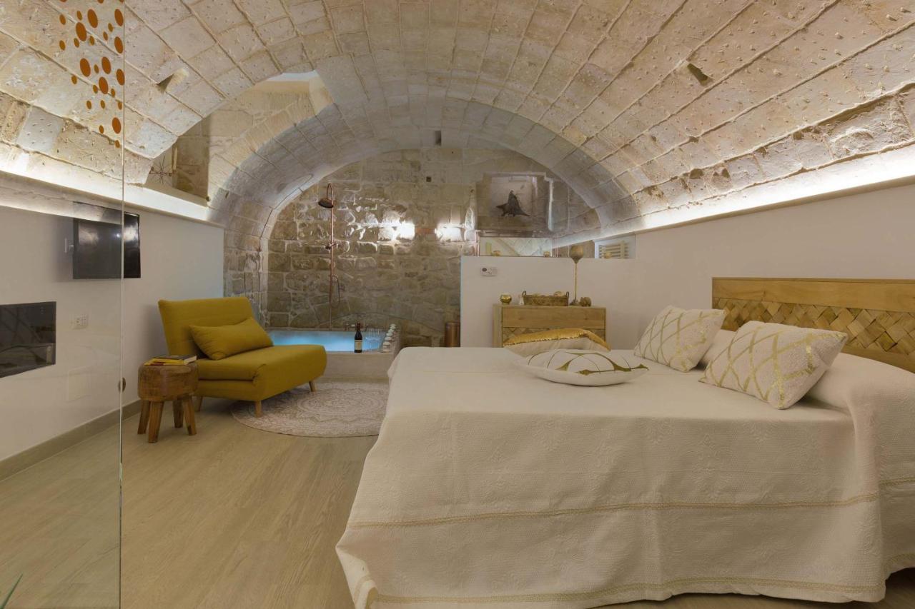 Porta Del Duomo Luxury By Barbarhouse Apartment Lecce Exterior photo
